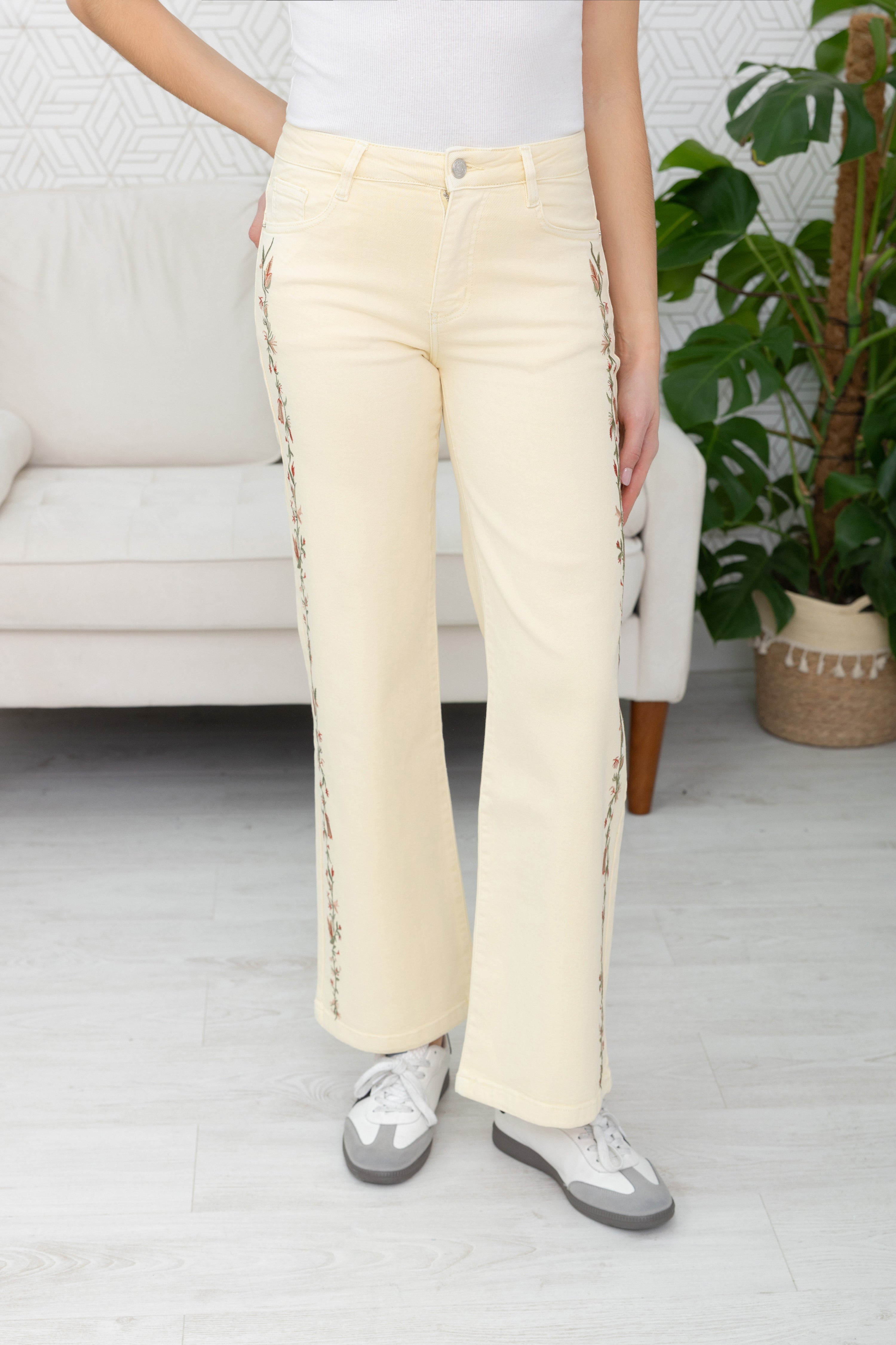 Trousers BY6910W